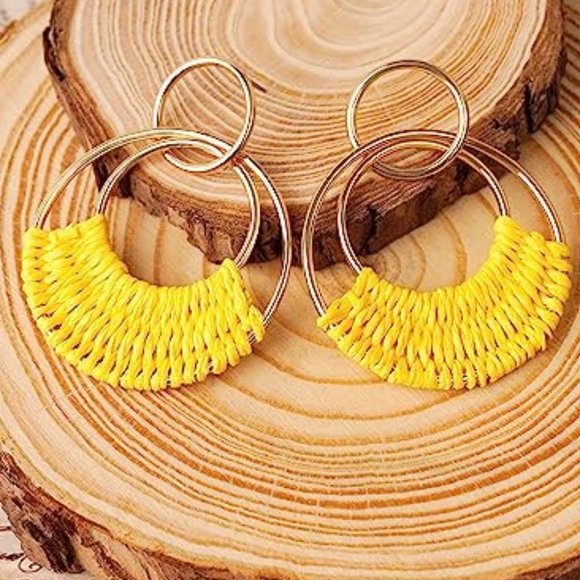 Yellow Woven Raffia Gold Hoop Earrings Wicker Hoops Links Post Vacay Style New - Picture 2 of 5